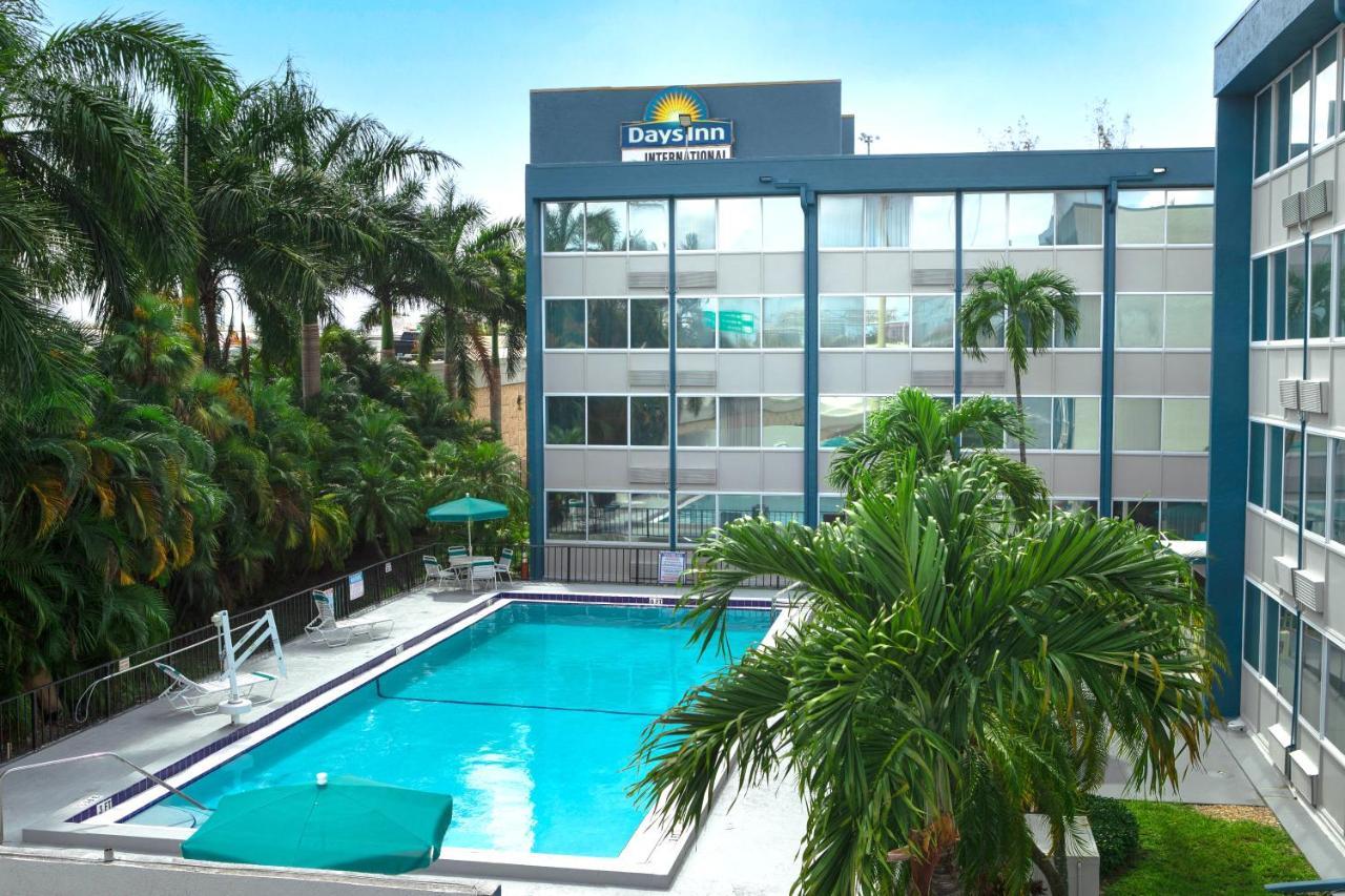 Days Inn By Wyndham Miami International Airport Exterior foto